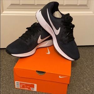 Nike Pegasus 34 Women’s 9.5